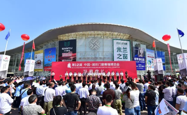濰坊門窗展現(xiàn)場圖